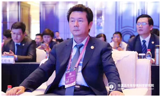 李伟华.jpg